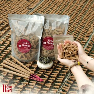 Alternative view of Nhang Nụ Trầm Hương Tiệm Huế – Túi 500g Nụ