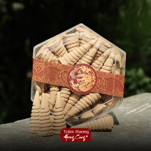 Alternative view of Nụ Trầm Hương Hoàng Cung – Trầm Hương Ủ 1 Năm